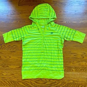 Nike | Kids Short Sleeve Neon Green Hoodie | XL